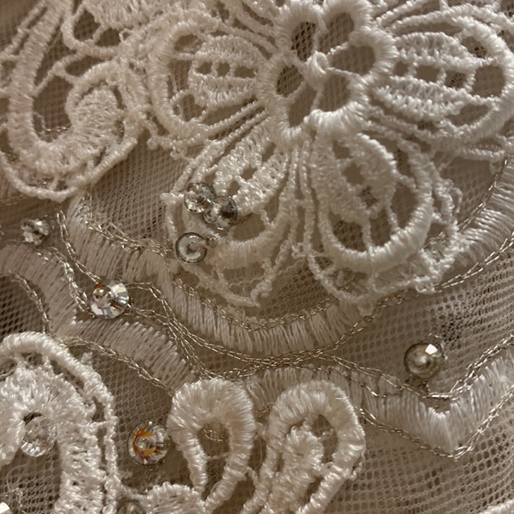 Allure Romance Style 2865 - Picture 4 of 5